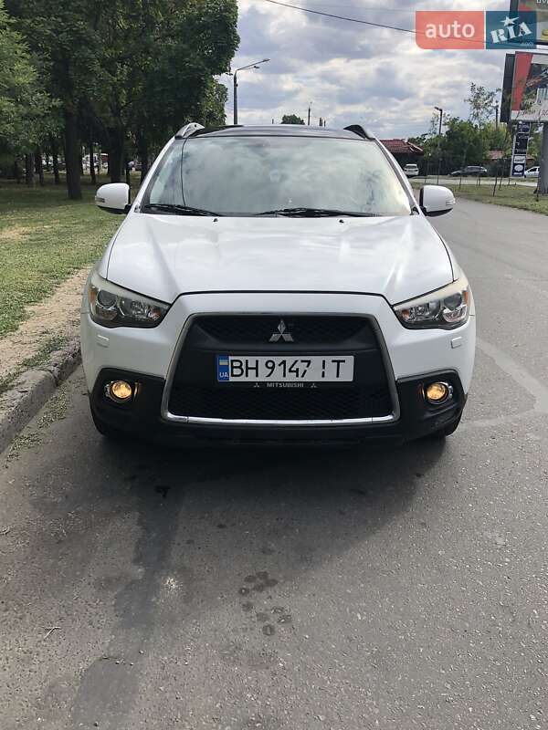 Позашляховик / Кросовер Mitsubishi ASX 2010 в Одесі