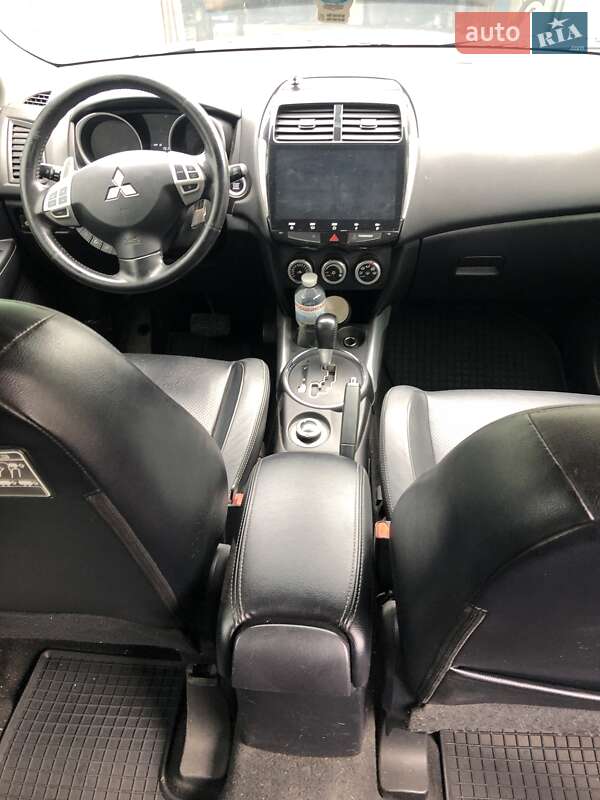 Позашляховик / Кросовер Mitsubishi ASX 2010 в Одесі