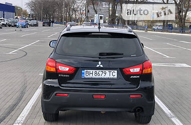 Позашляховик / Кросовер Mitsubishi ASX 2010 в Одесі