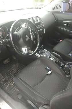 Внедорожник / Кроссовер Mitsubishi ASX 2010 в 