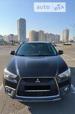 Внедорожник / Кроссовер Mitsubishi ASX 2010 в Киеве