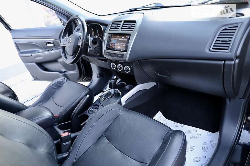 Внедорожник / Кроссовер Mitsubishi ASX 2014 в Дрогобыче