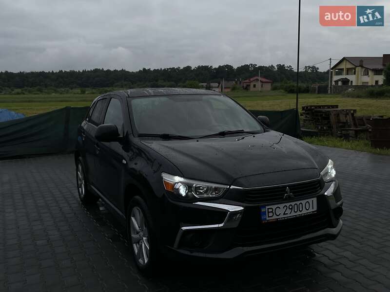 Внедорожник / Кроссовер Mitsubishi ASX 2015 в Львове