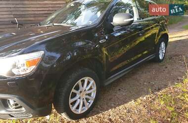 Внедорожник / Кроссовер Mitsubishi ASX 2011 в 