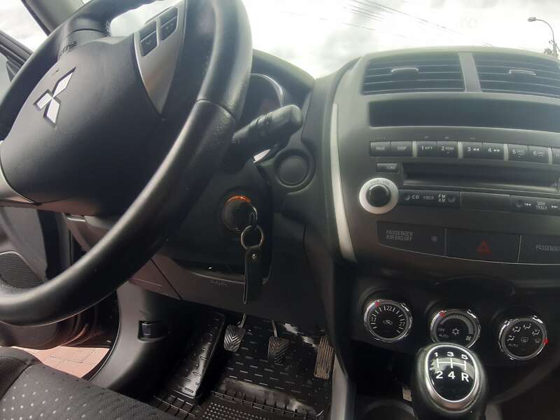 Внедорожник / Кроссовер Mitsubishi ASX 2012 в Ровно