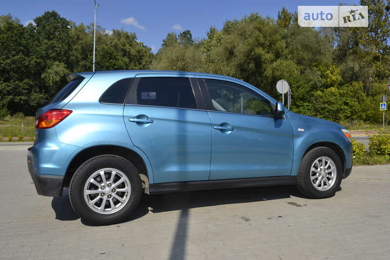 Внедорожник / Кроссовер Mitsubishi ASX 2010 в Львове