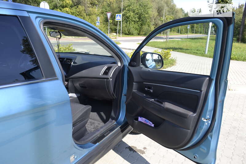 Внедорожник / Кроссовер Mitsubishi ASX 2010 в Львове