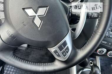 Позашляховик / Кросовер Mitsubishi ASX 2011 в 