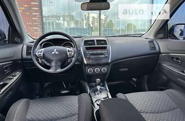 Позашляховик / Кросовер Mitsubishi ASX 2011 в 