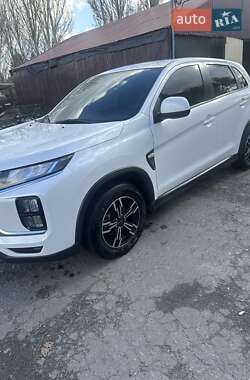 Внедорожник / Кроссовер Mitsubishi ASX 2020 в 