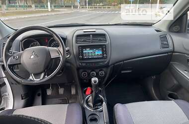 Внедорожник / Кроссовер Mitsubishi ASX 2017 в Измаиле