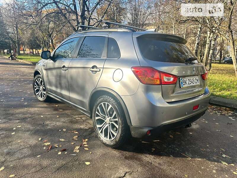 Внедорожник / Кроссовер Mitsubishi ASX 2017 в Ровно
