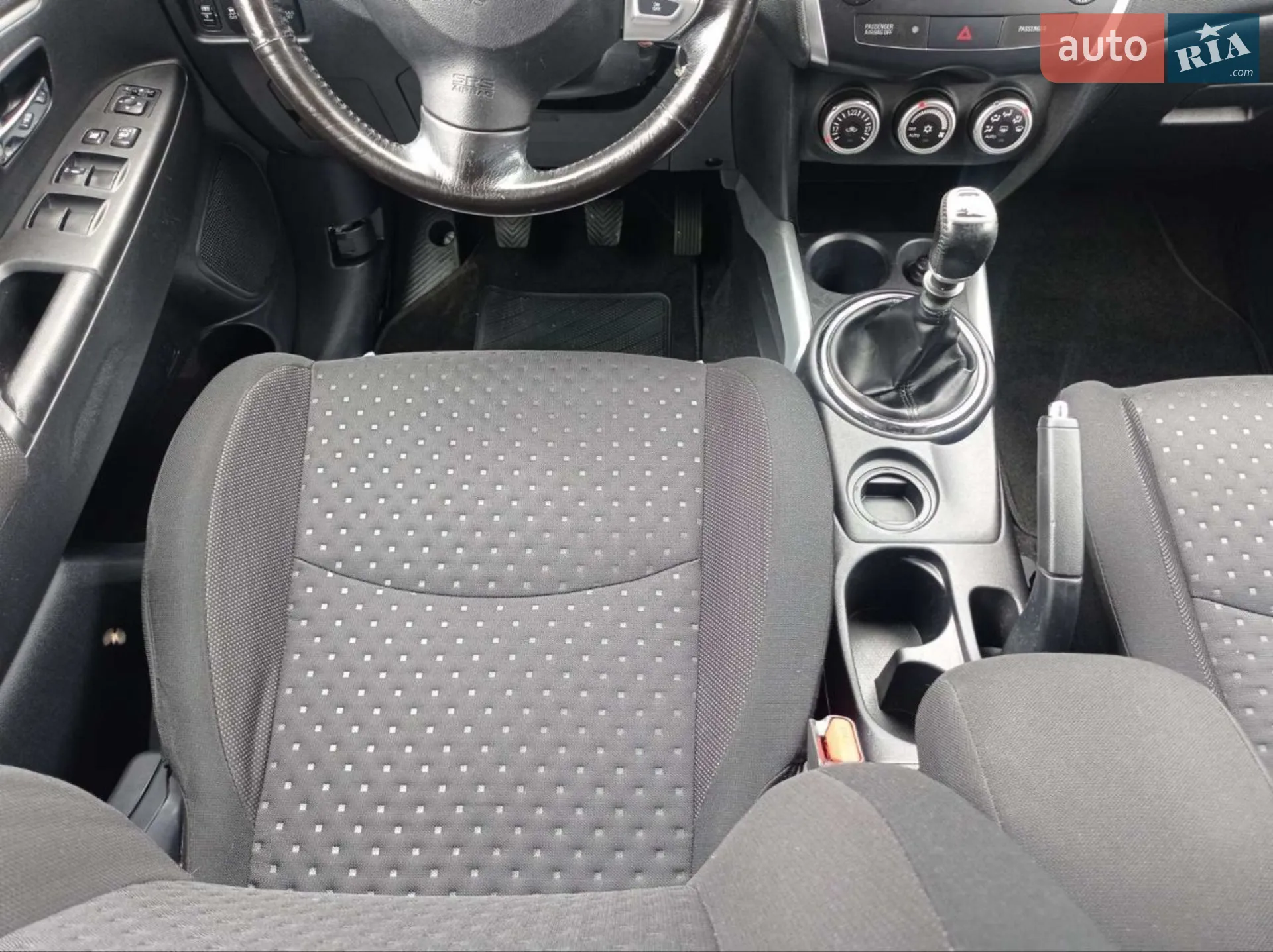 2011 Mitsubishi ASX - мініатюра 11