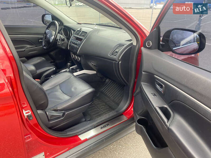 Внедорожник / Кроссовер Mitsubishi ASX 2011 в Киеве