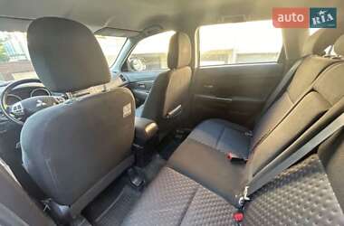 Внедорожник / Кроссовер Mitsubishi ASX 2010 в 