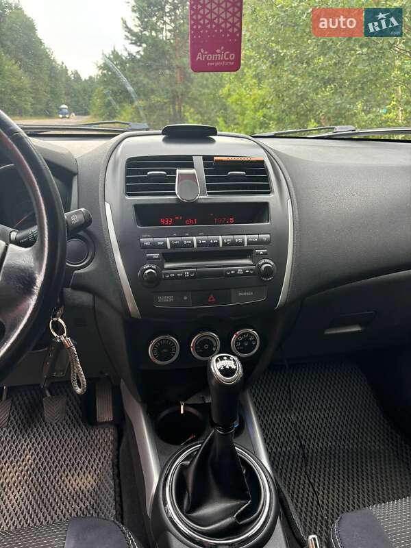 Внедорожник / Кроссовер Mitsubishi ASX 2012 в Киеве