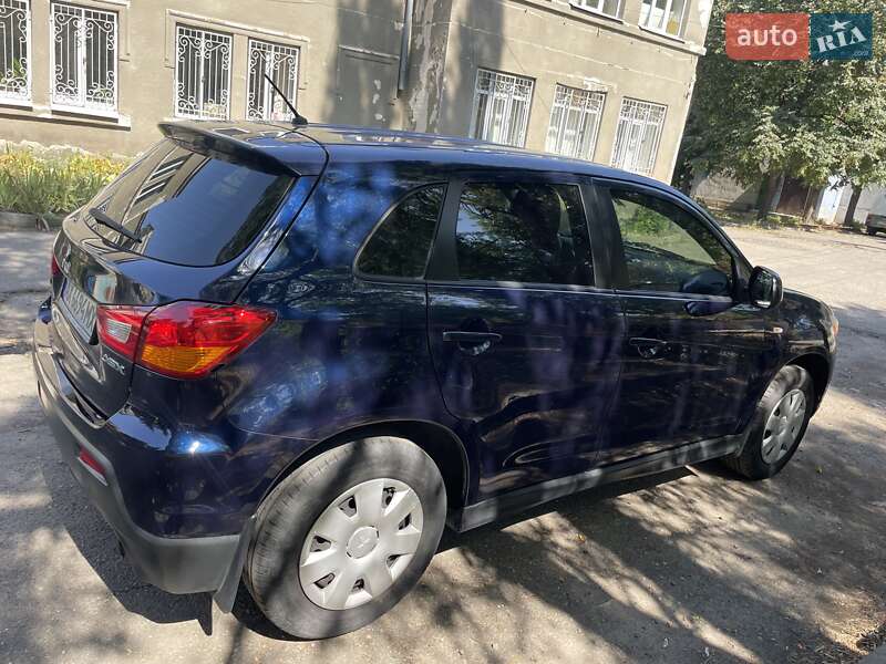 Позашляховик / Кросовер Mitsubishi ASX 2010 в Харкові