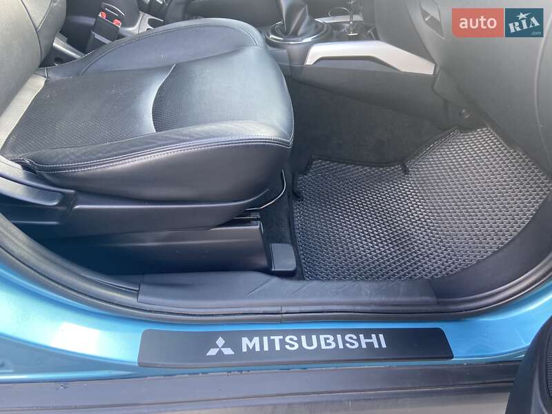 Внедорожник / Кроссовер Mitsubishi ASX 2010 в Житомире