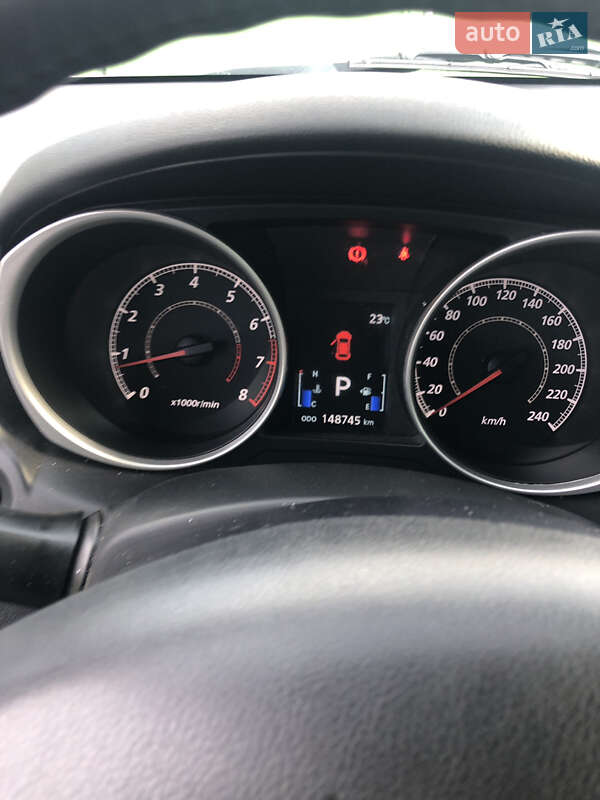 Позашляховик / Кросовер Mitsubishi ASX 2010 в Одесі