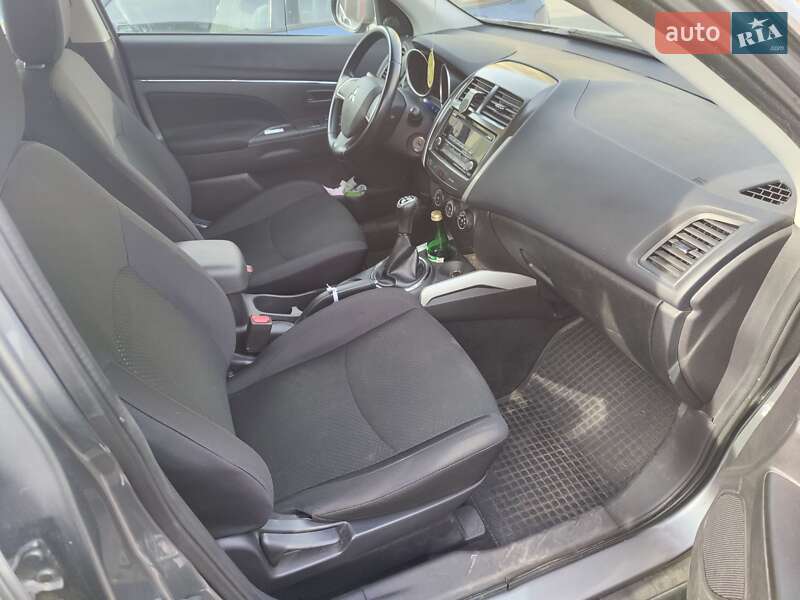 Внедорожник / Кроссовер Mitsubishi ASX 2013 в Луцке фото 7 Внедорожник / Кроссовер Mitsubishi ASX 2013 в Луцке