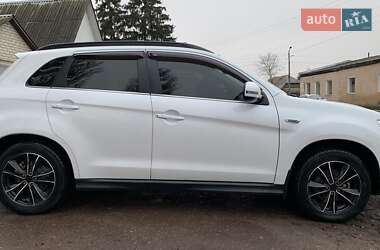 Позашляховик / Кросовер Mitsubishi ASX 2014 в Мені