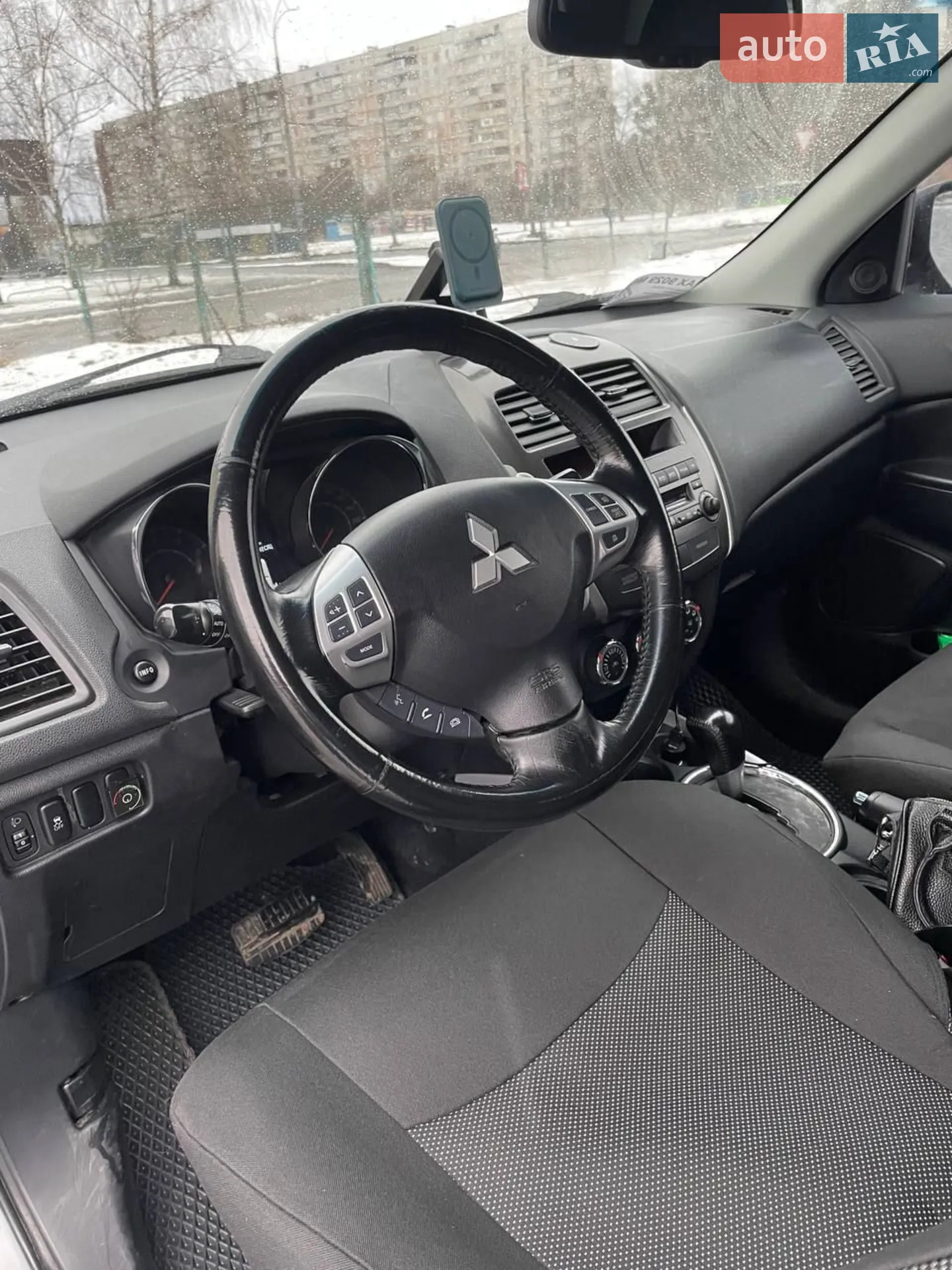 2011 Mitsubishi ASX - мініатюра 16