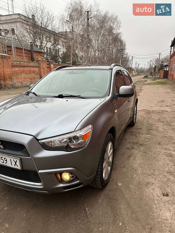 Внедорожник / Кроссовер Mitsubishi ASX 2011 в Александрие