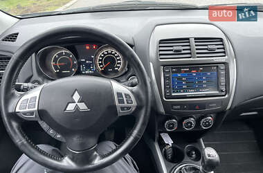 Внедорожник / Кроссовер Mitsubishi ASX 2012 в Луцке