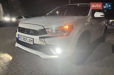 Внедорожник / Кроссовер Mitsubishi ASX 2017 в 