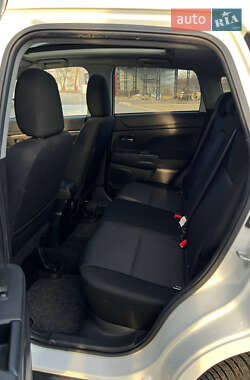 Внедорожник / Кроссовер Mitsubishi ASX 2011 в 