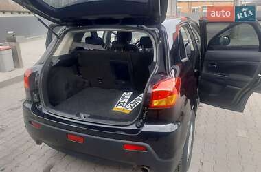 Внедорожник / Кроссовер Mitsubishi ASX 2011 в 