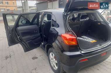 Внедорожник / Кроссовер Mitsubishi ASX 2011 в 
