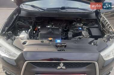 Внедорожник / Кроссовер Mitsubishi ASX 2011 в 