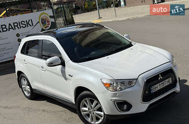 Внедорожник / Кроссовер Mitsubishi ASX 2013 в 