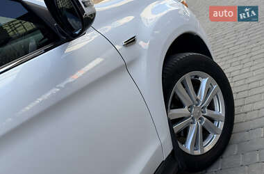 Внедорожник / Кроссовер Mitsubishi ASX 2013 в 