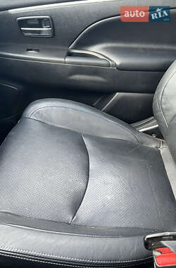 Внедорожник / Кроссовер Mitsubishi ASX 2010 в 