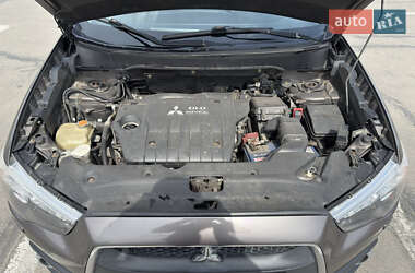 Позашляховик / Кросовер Mitsubishi ASX 2011 в 