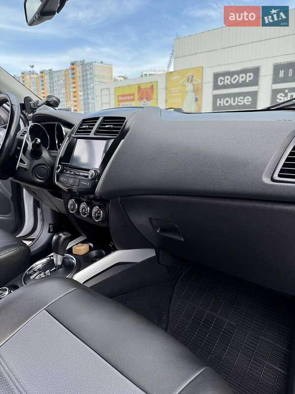 Внедорожник / Кроссовер Mitsubishi ASX 2012 в Киеве