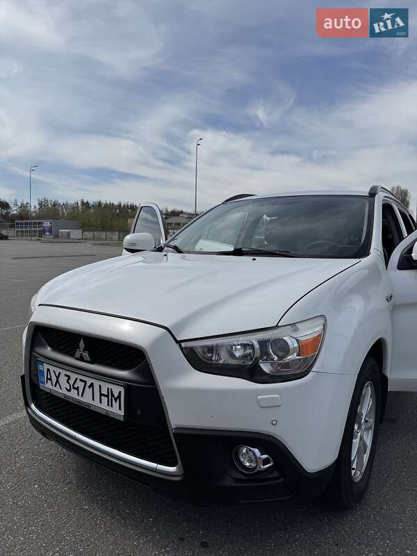Mitsubishi ASX 2012