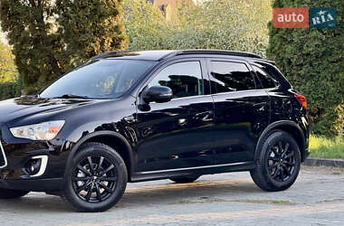 Позашляховик / Кросовер Mitsubishi ASX 2016 в 