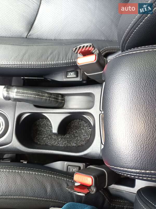 Внедорожник / Кроссовер Mitsubishi ASX 2013 в Ромнах