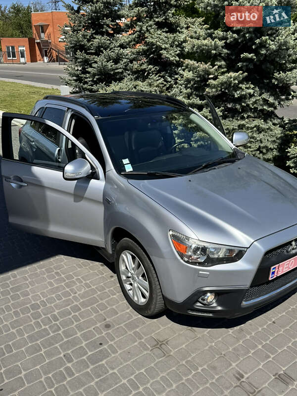 Внедорожник / Кроссовер Mitsubishi ASX 2010 в Днепре