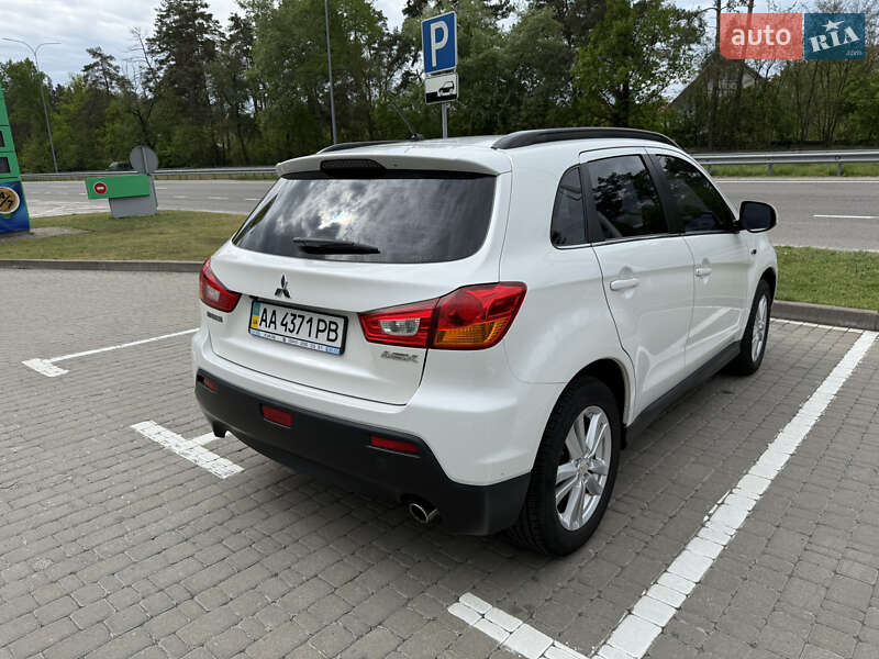 Внедорожник / Кроссовер Mitsubishi ASX 2012 в Киеве