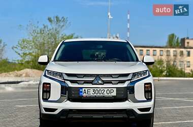 Внедорожник / Кроссовер Mitsubishi ASX 2021 в 