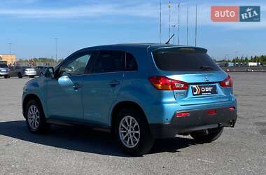 Внедорожник / Кроссовер Mitsubishi ASX 2010 в 