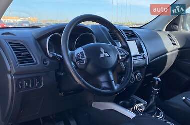 Внедорожник / Кроссовер Mitsubishi ASX 2010 в 