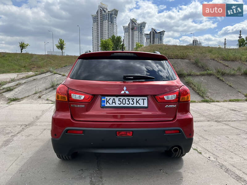Внедорожник / Кроссовер Mitsubishi ASX 2011 в Киеве