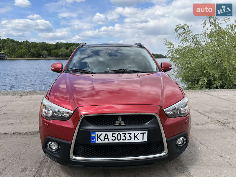 Внедорожник / Кроссовер Mitsubishi ASX 2011 в 