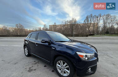 Внедорожник / Кроссовер Mitsubishi ASX 2011 в 
