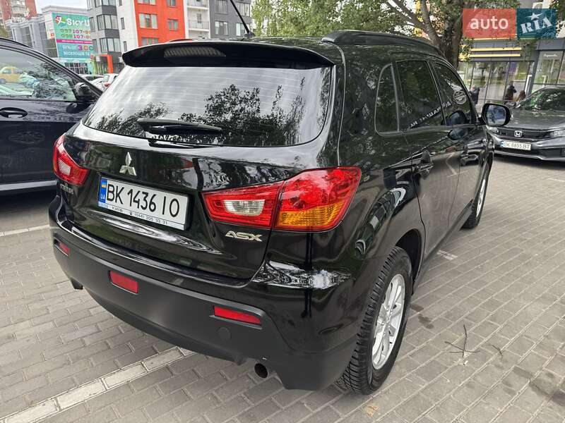 Внедорожник / Кроссовер Mitsubishi ASX 2012 в Ровно